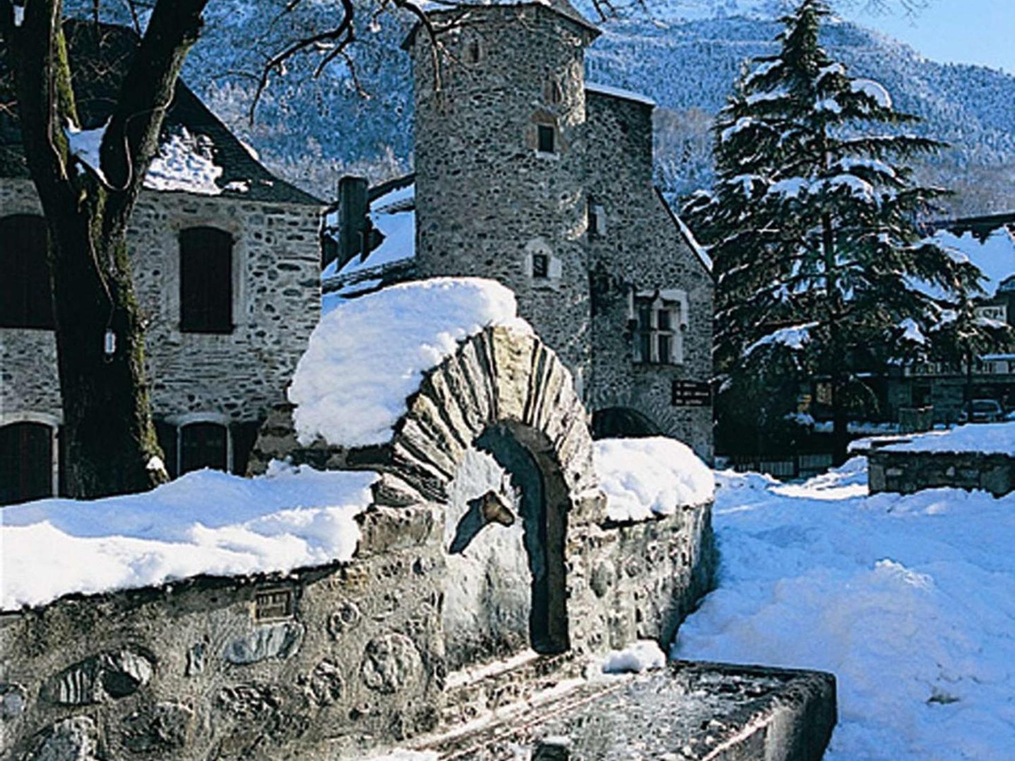 Charmant Studio Cabine 4 Pers. Avec Balcon, Proche Centre Et Thermes A Saint-Lary-Soulan - Fr-1-296-231 Bagian luar foto
